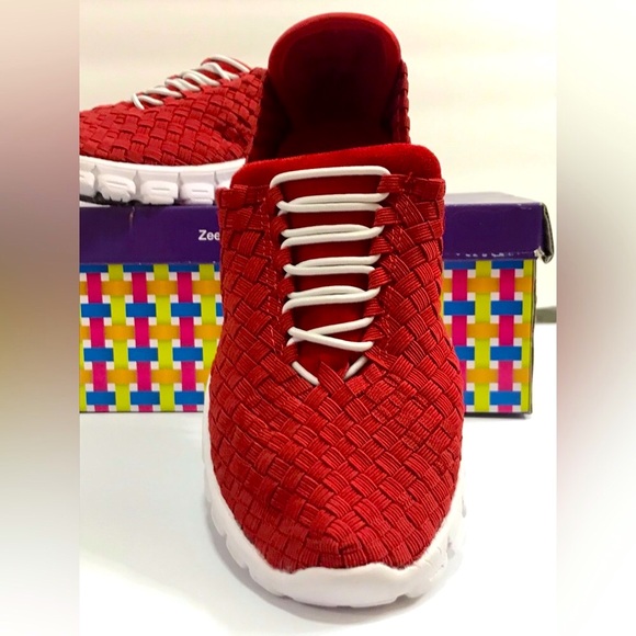 NIB $89 ZEE ALEXIS DANIELLE Memory Foam Woven CASHMERE Sneakers 6-6.5 HANDS FREE - Picture 5 of 16